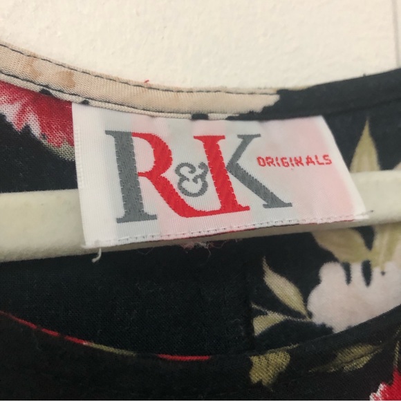 Floral Shift Dress - Picture 4 of 4